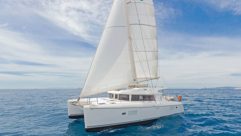 Lagoon 421